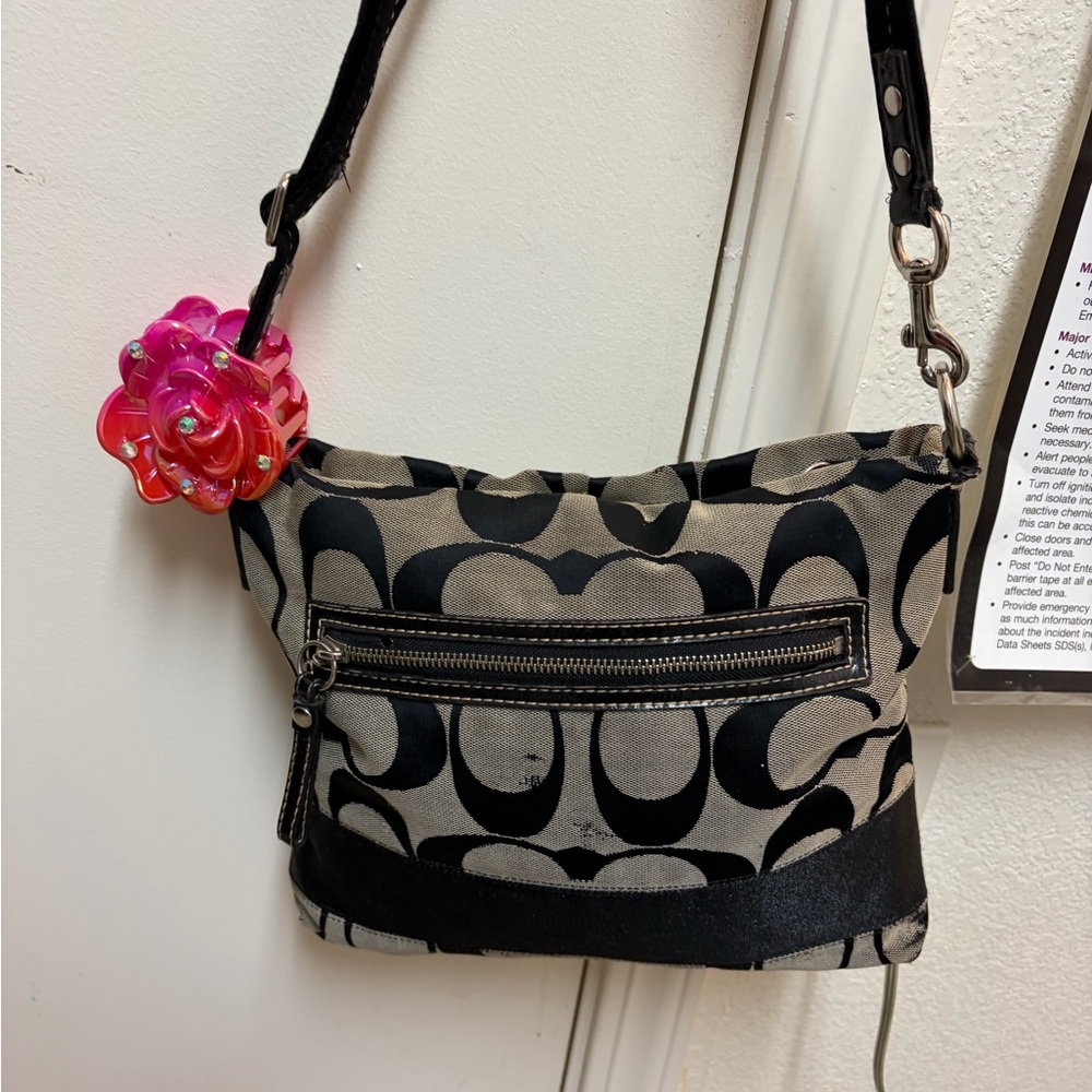 Gorgeous Vintage Y2k Coach Signature C s Slouchy Crossbody/ Shoulder bag tote - Picture 6 of 13